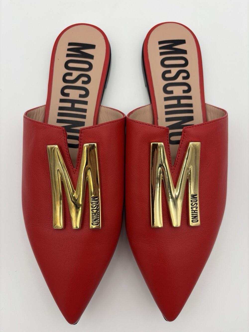 Moschino Logo Mules Lipstick Red Leather Gold Size 38 / 7.5 Point Toe Flats